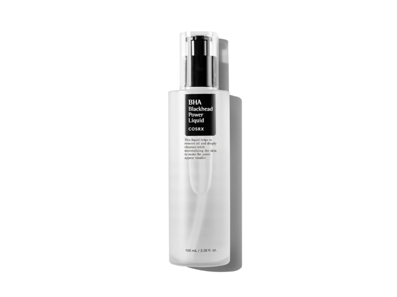 Flasche des COSRX BHA Blackhead Power Liquid mit transparentem Pumpspender auf weißem Hintergrund; hervorgehoben wird ein Salicylsäure-Peeling zur Entfernung von Mitessern, Reinigung der Poren und Verfeinerung des Hautbildes.